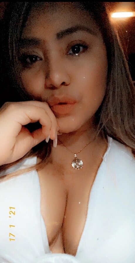 Nacktes geleaktes OnlyFans-Foto von Issaabae