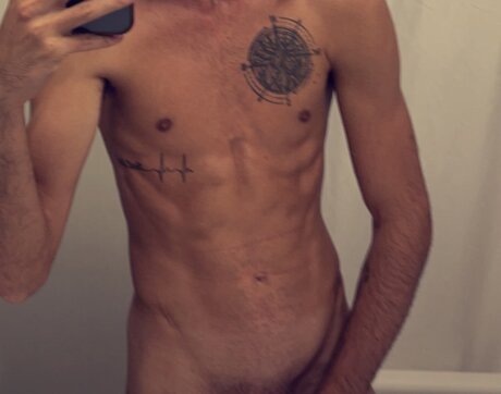 Nacktes geleaktes OnlyFans-Foto von Jordan Smith