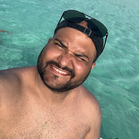 Nacktes geleaktes OnlyFans-Foto von Carlos