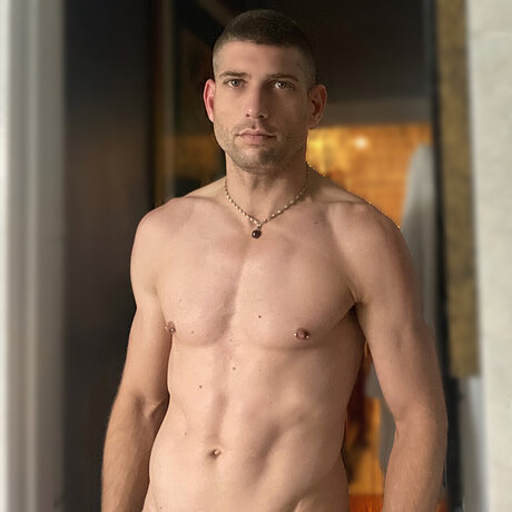 Nacktes geleaktes OnlyFans-Foto von Muse4men