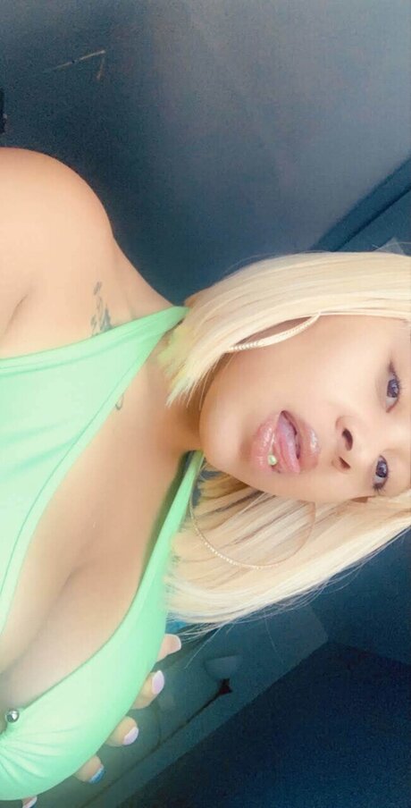 Nacktes geleaktes OnlyFans-Foto von Sisi