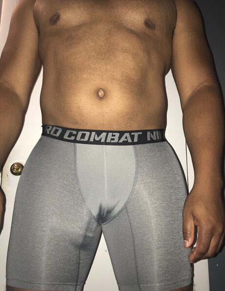 Nacktes geleaktes OnlyFans-Foto von Phil