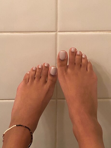 Nacktes geleaktes OnlyFans-Foto von Cinnamonhoneyyy
