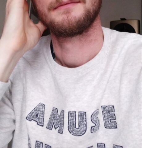 Nacktes geleaktes OnlyFans-Foto von Pikablue