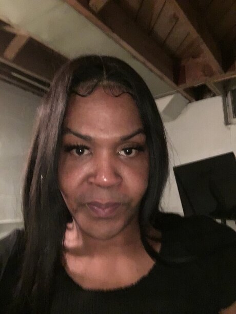 Nacktes geleaktes OnlyFans-Foto von Latonya Michaels