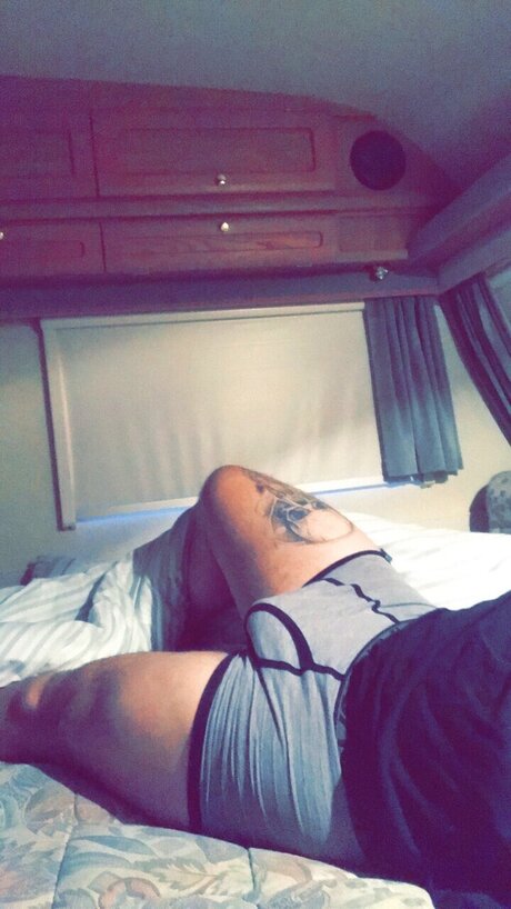 Nacktes geleaktes OnlyFans-Foto von Averagejo