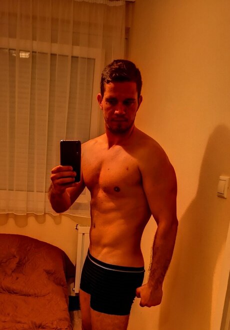 Nacktes geleaktes OnlyFans-Foto von Juliomontana