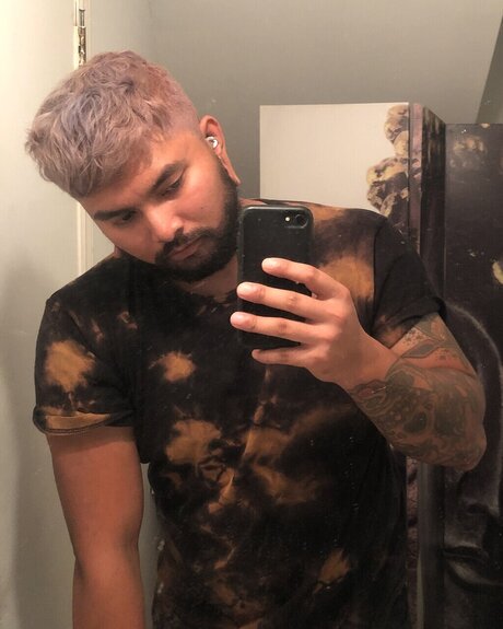 Nacktes geleaktes OnlyFans-Foto von Ryanxgosling