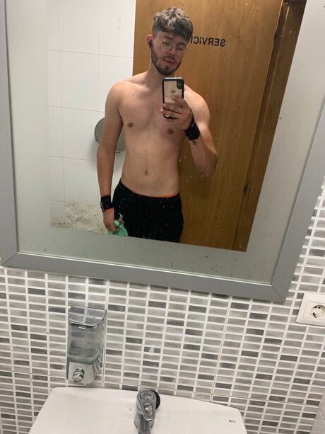Nacktes geleaktes OnlyFans-Foto von Loreentx