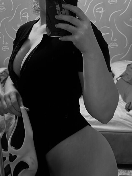 Nacktes geleaktes OnlyFans-Foto von Ghost