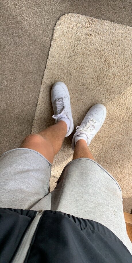 Nacktes geleaktes OnlyFans-Foto von Liam