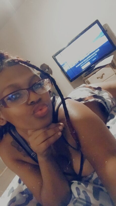 Nacktes geleaktes OnlyFans-Foto von Tinknastii