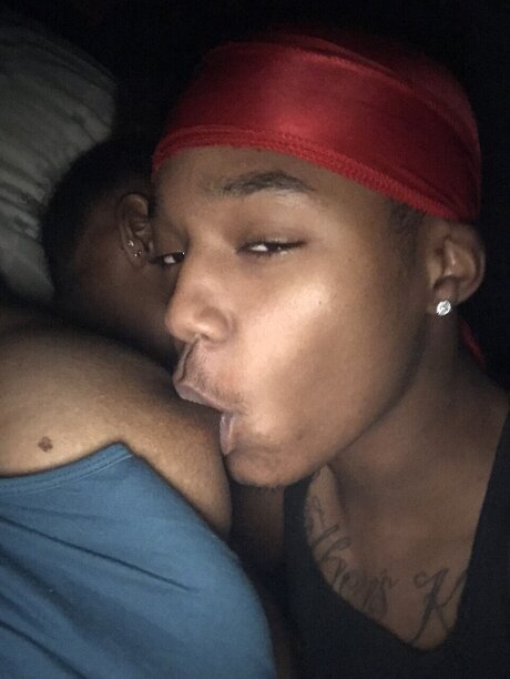 Nacktes geleaktes OnlyFans-Foto von Rixhnoquan