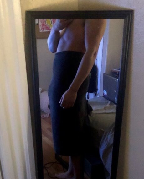 Nacktes geleaktes OnlyFans-Foto von Gabe