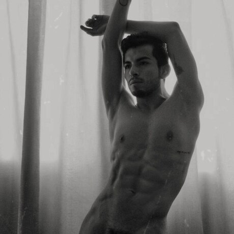 Nacktes geleaktes OnlyFans-Foto von Bryant Pineda