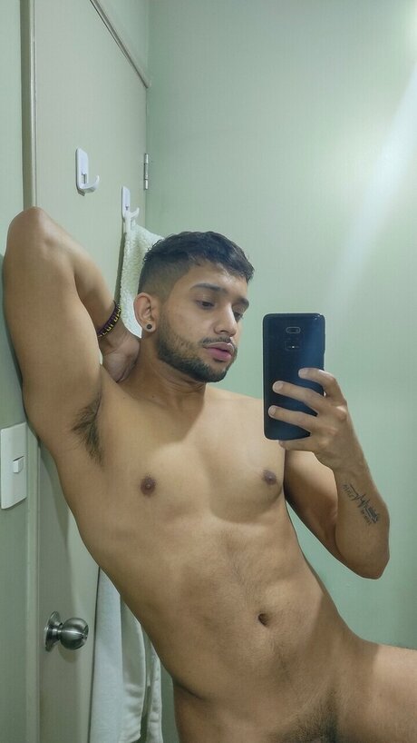 Nacktes geleaktes OnlyFans-Foto von Joss