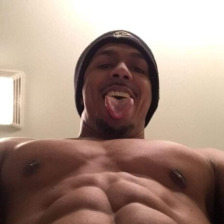 Nacktes geleaktes OnlyFans-Foto von Beezy Da Goat