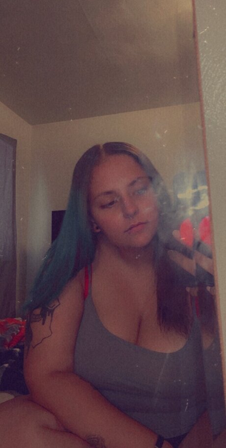 Nacktes geleaktes OnlyFans-Foto von Thick Chick