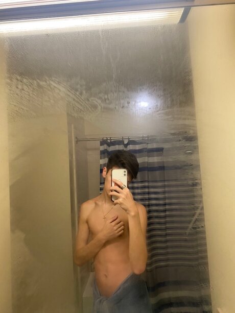 Nacktes geleaktes OnlyFans-Foto von Nate