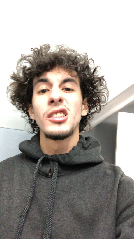 Nacktes geleaktes OnlyFans-Foto von Gabriel