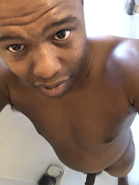 Nacktes geleaktes OnlyFans-Foto von Big Black 