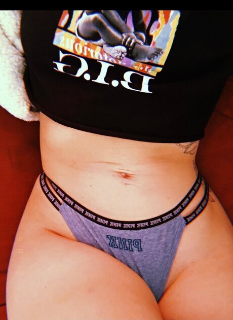 Nacktes geleaktes OnlyFans-Foto von Babygirl