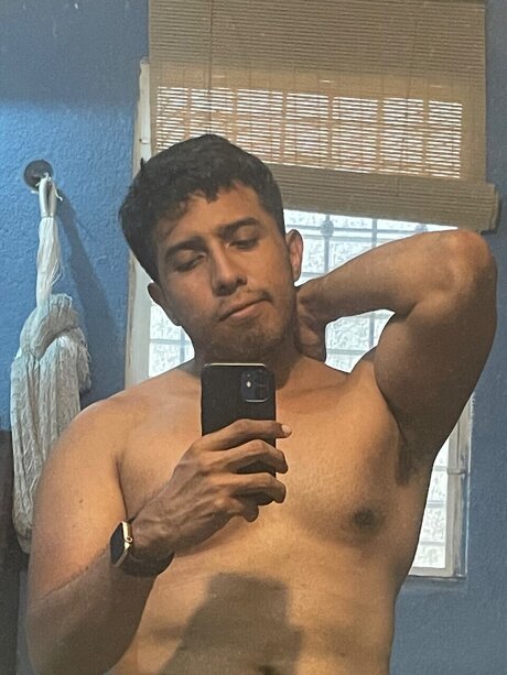 Nacktes geleaktes OnlyFans-Foto von Manuel Valadez