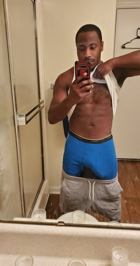 Nacktes geleaktes OnlyFans-Foto von Troy