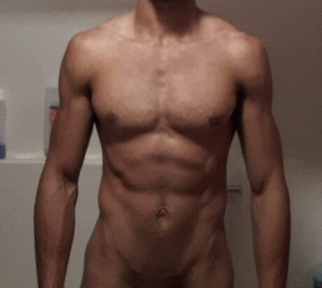 Nacktes geleaktes OnlyFans-Foto von Daddydarronbbc
