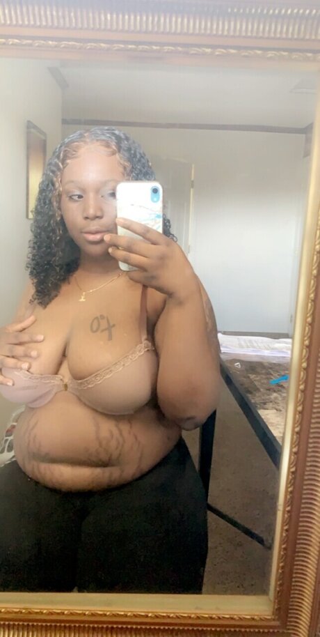 Nacktes geleaktes OnlyFans-Foto von Princess