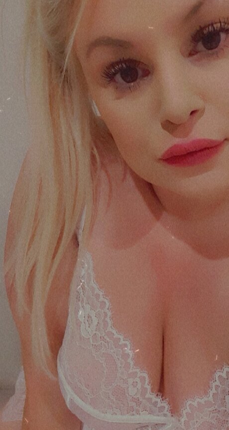 Nacktes geleaktes OnlyFans-Foto von S