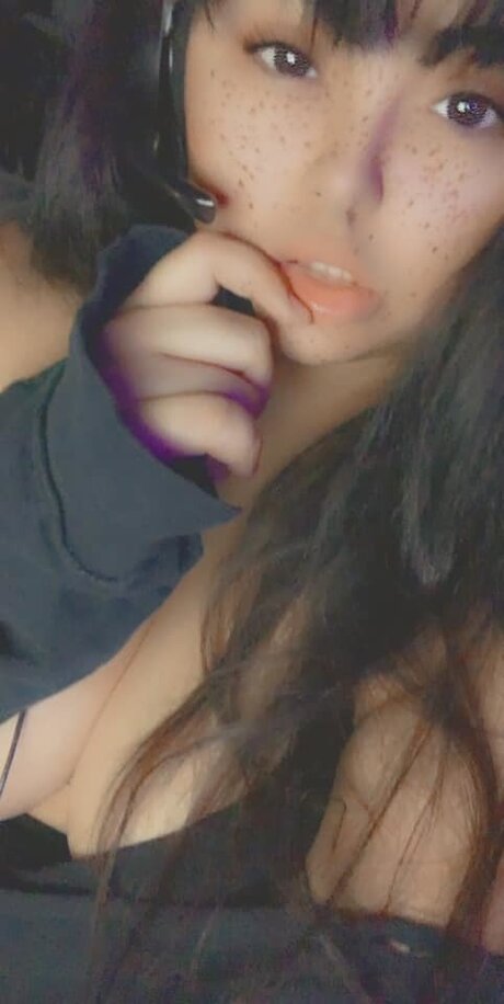 Nacktes geleaktes OnlyFans-Foto von Genny