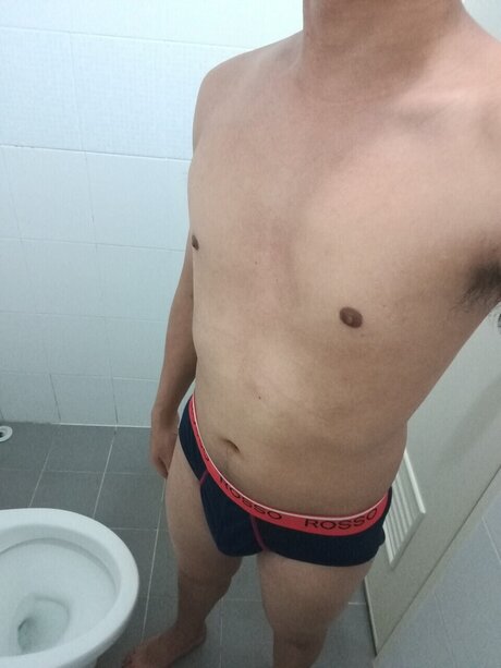 Nacktes geleaktes OnlyFans-Foto von Artyboy