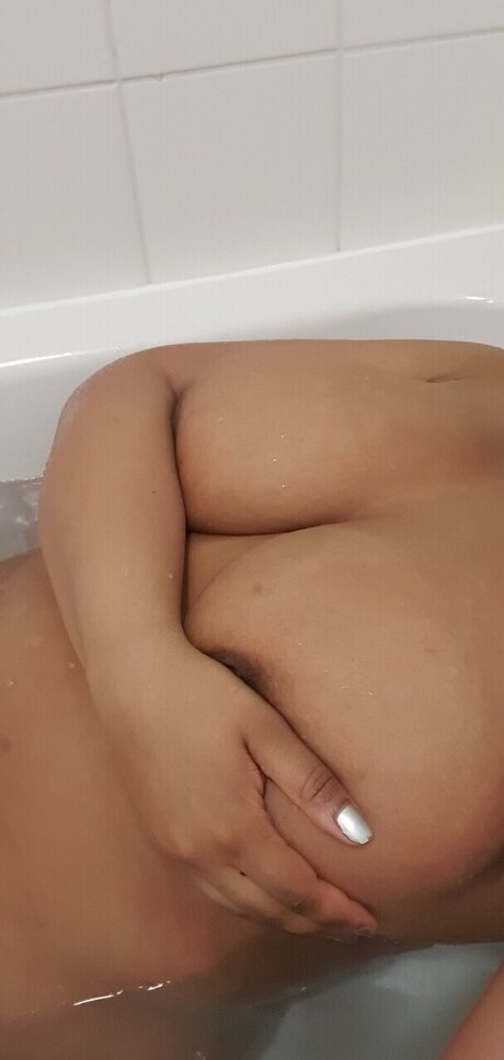 Nacktes geleaktes OnlyFans-Foto von Missteerieous