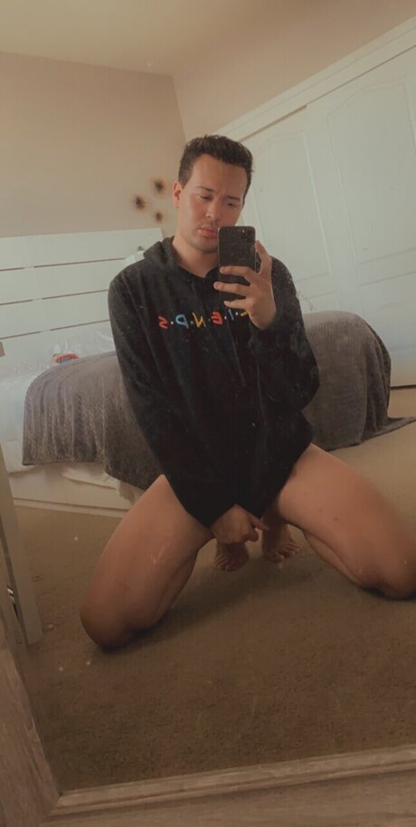 Nacktes geleaktes OnlyFans-Foto von Victor Casillas