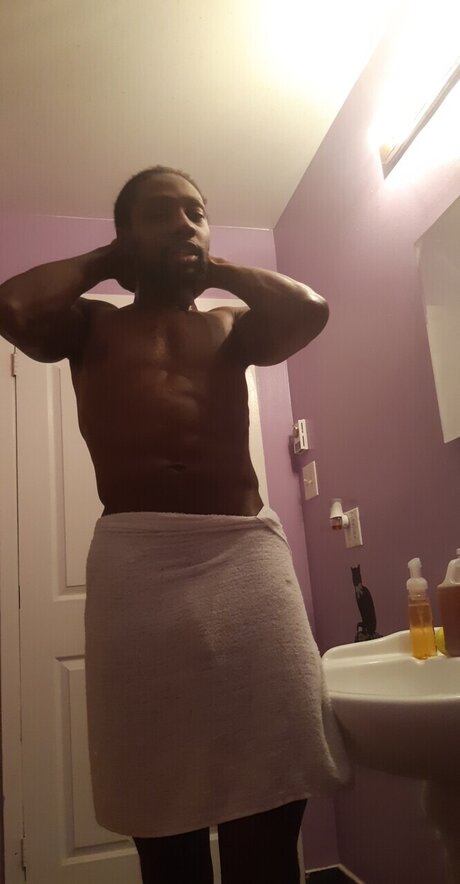 Nacktes geleaktes OnlyFans-Foto von Kingcobra316