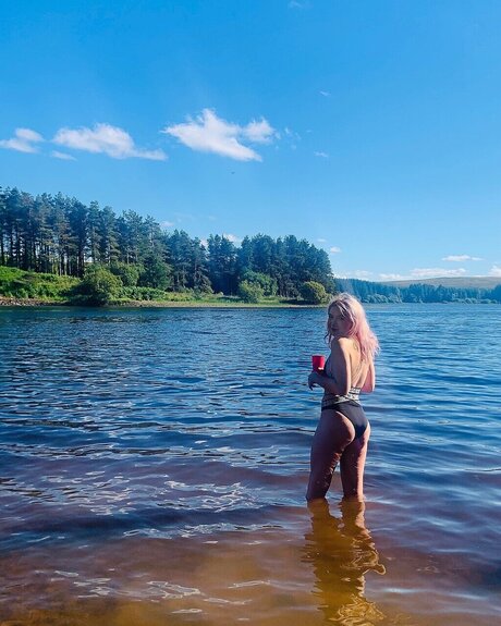 Nacktes geleaktes OnlyFans-Foto von Lorni