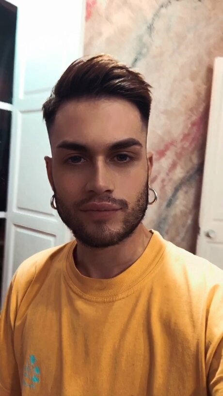 Nacktes geleaktes OnlyFans-Foto von Christopher