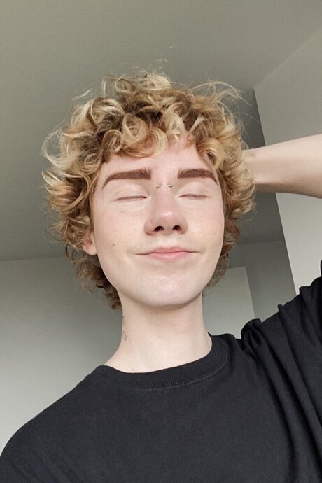 Nacktes geleaktes OnlyFans-Foto von Playydead2