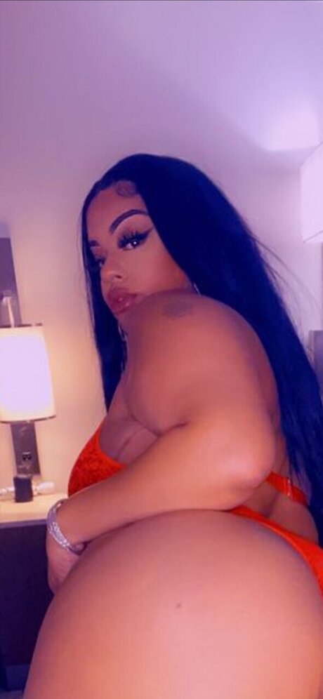 Nacktes geleaktes OnlyFans-Foto von Kitten