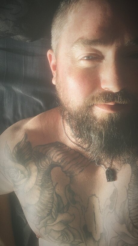 Nacktes geleaktes OnlyFans-Foto von Casualmeathead