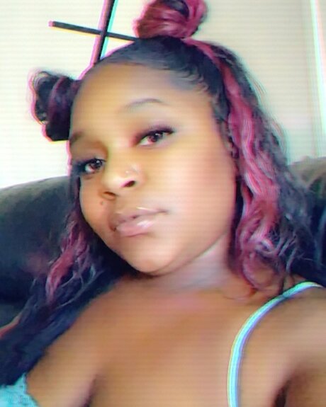 Nacktes geleaktes OnlyFans-Foto von Deishne Lynn Johnson
