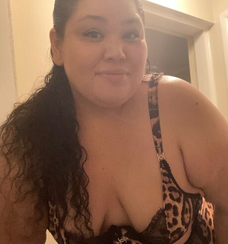 Nacktes geleaktes OnlyFans-Foto von Ellie