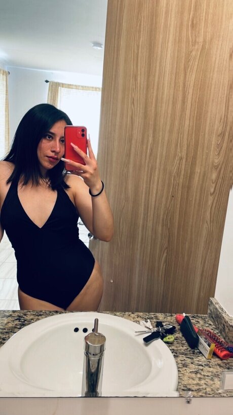 Nacktes geleaktes OnlyFans-Foto von Sabrina Tovar