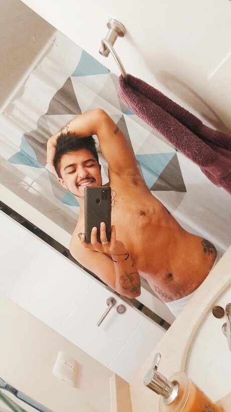 Nacktes geleaktes OnlyFans-Foto von Jos Toms Muoz