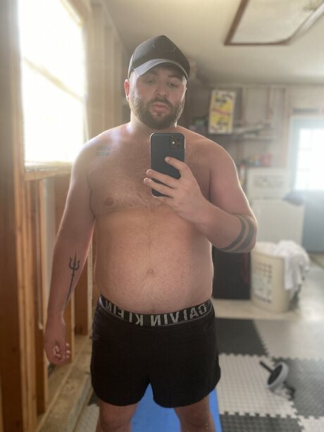 Nacktes geleaktes OnlyFans-Foto von Edward