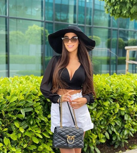 Nacktes geleaktes OnlyFans-Foto von Tsveta