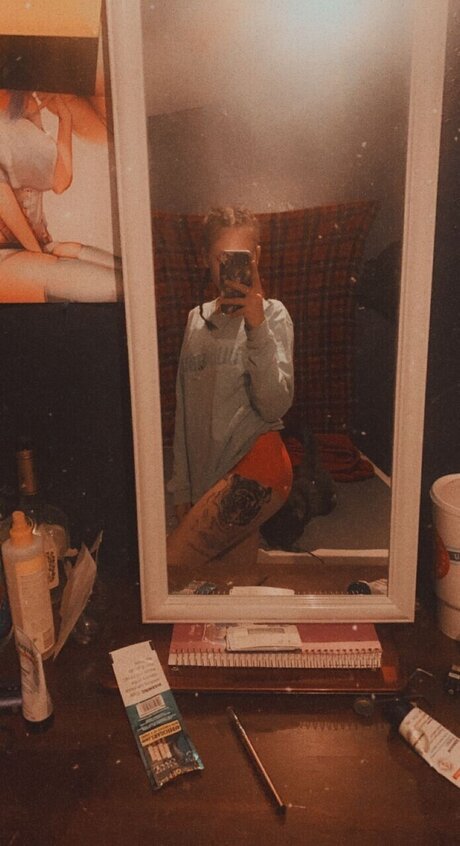 Nacktes geleaktes OnlyFans-Foto von Savanna Ashley Engel