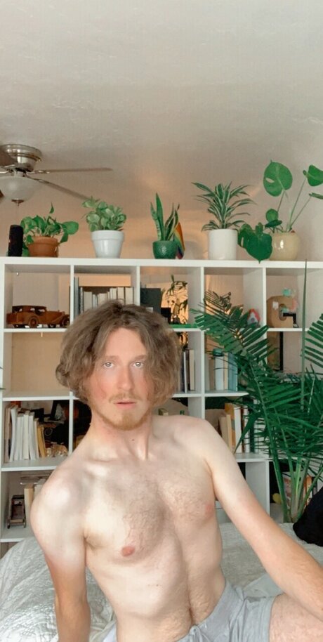 Nacktes geleaktes OnlyFans-Foto von Charles