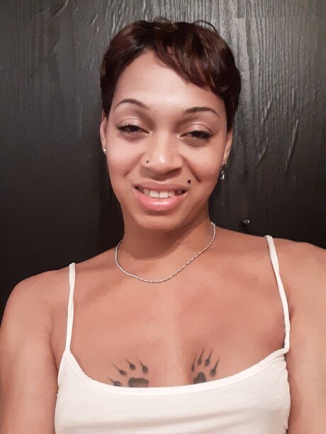 Nacktes geleaktes OnlyFans-Foto von Ts Moony